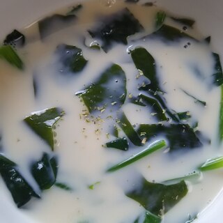 ほうれん草とわかめの豆乳スープ(^^)